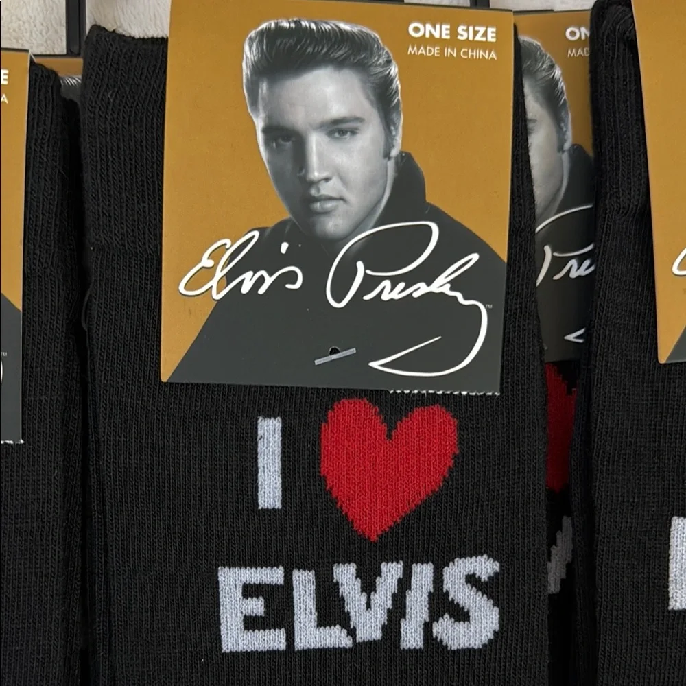 Elvis Presley Casual Crew Socks Black Heart Design